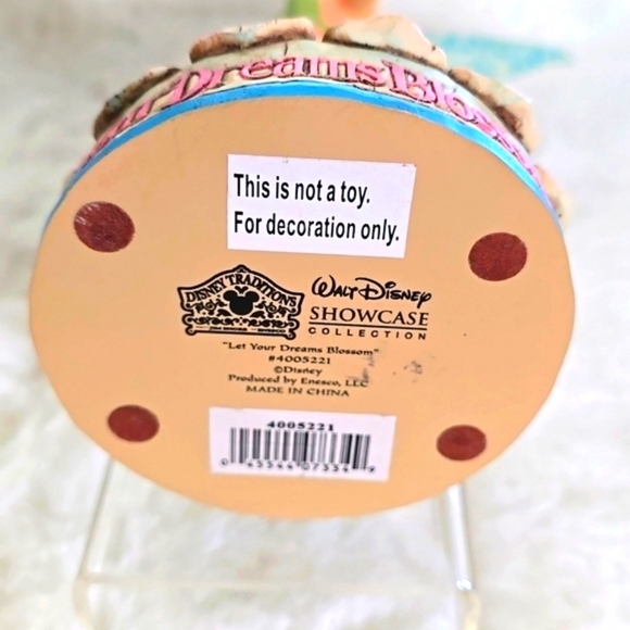 Tinker Bell Figurine - Walt Disney Showcase Collectible - Picture 6 of 6